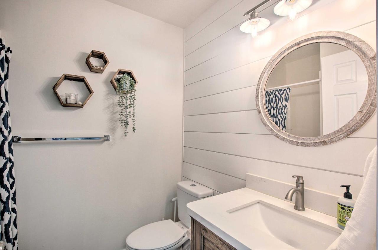 Spacious Garden City Townhome With Lake Views! Εξωτερικό φωτογραφία