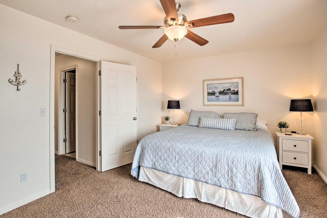 Spacious Garden City Townhome With Lake Views! Εξωτερικό φωτογραφία