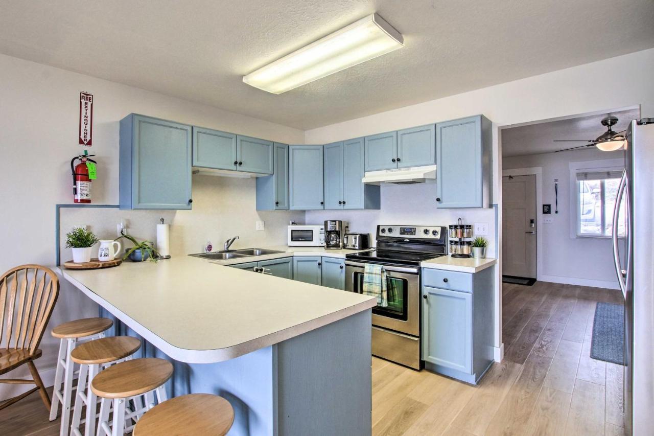 Spacious Garden City Townhome With Lake Views! Εξωτερικό φωτογραφία