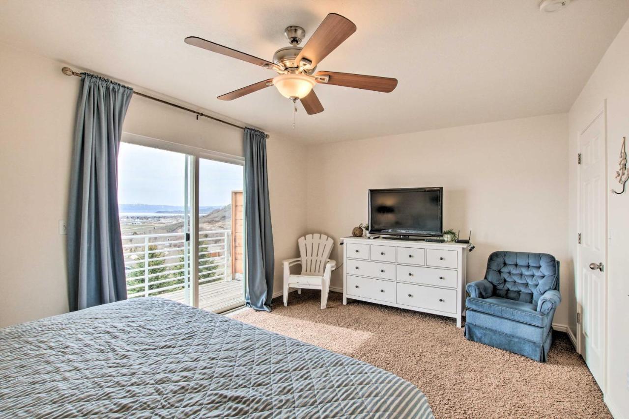 Spacious Garden City Townhome With Lake Views! Εξωτερικό φωτογραφία